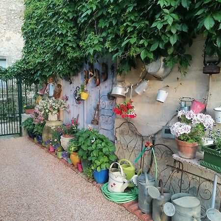 Au Relais Fleuri Bed & Breakfast Gilette Bagian luar foto
