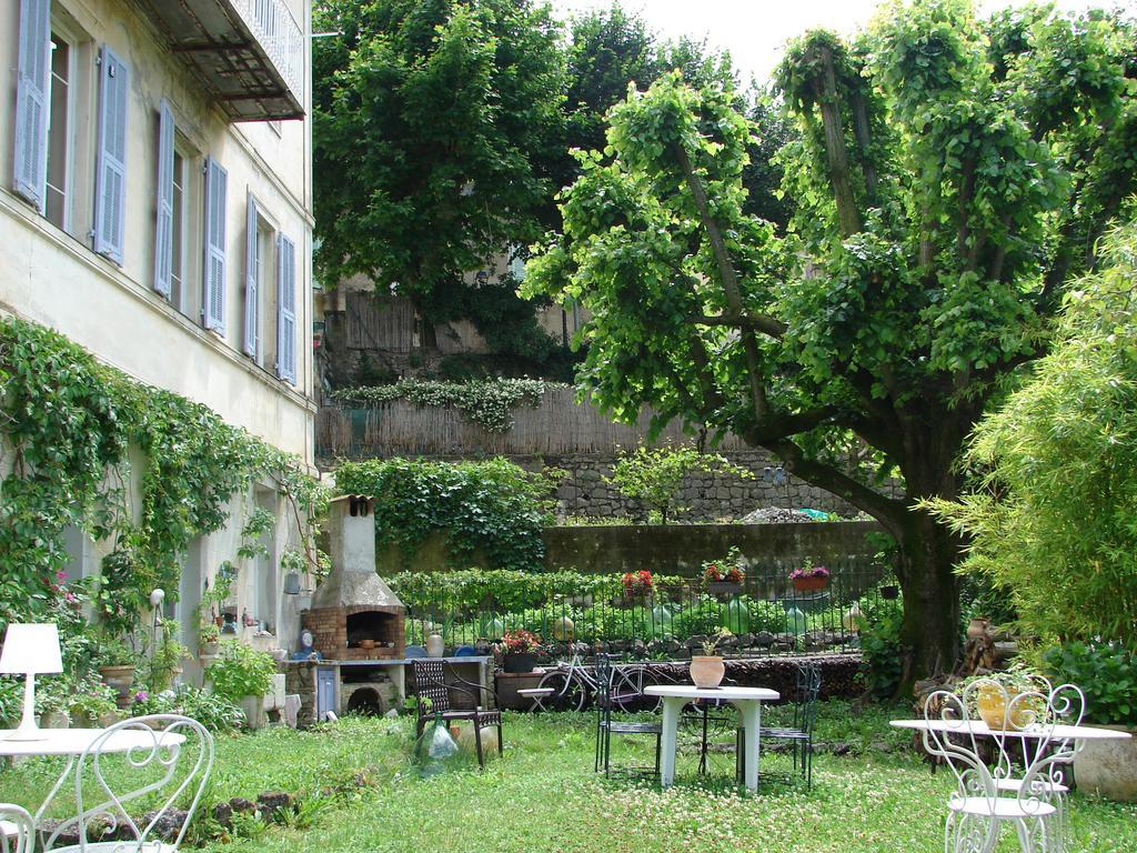 Au Relais Fleuri Bed & Breakfast Gilette Bagian luar foto